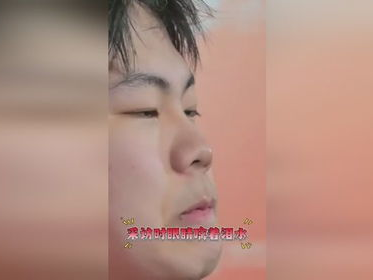 松岛辉空泪洒赛场，英勇拼搏背后的心酸瞬间